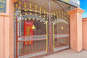 Fabhotel Raghunandan Inn