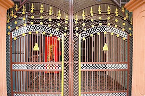 Fabhotel Raghunandan Inn