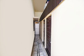Fabhotel Raghunandan Inn