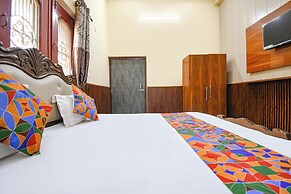 Fabhotel Raghunandan Inn