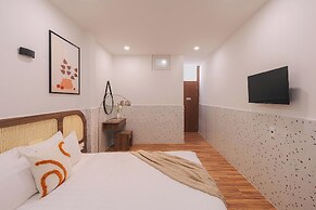 The Morris Central Hotel - O'TEL