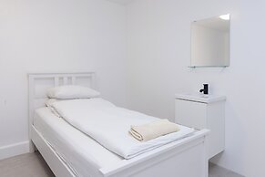 Summerday Guesthouse