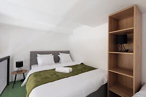 Apart loft hotel in Karlin