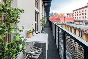 Apart loft hotel in Karlin