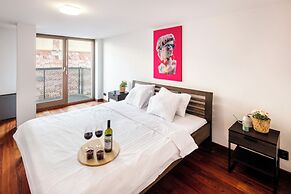 Apart loft hotel in Karlin