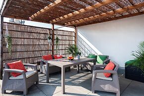 Apart loft hotel in Karlin