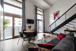 Apart loft hotel in Karlin