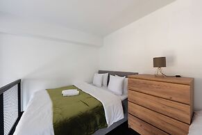 Apart loft hotel in Karlin