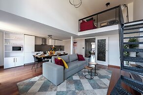 Apart loft hotel in Karlin