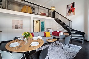 Apart loft hotel in Karlin