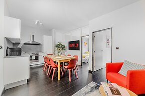 Apart loft hotel in Karlin