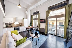 Apart loft hotel in Karlin