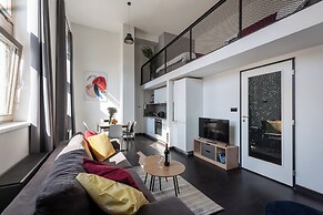 Apart loft hotel in Karlin