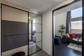 Apart loft hotel in Karlin