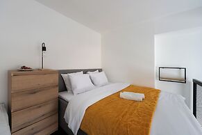 Apart loft hotel in Karlin