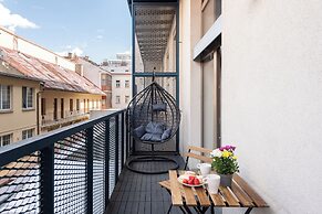 Apart loft hotel in Karlin