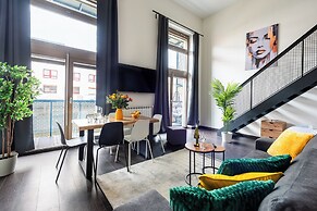 Apart loft hotel in Karlin