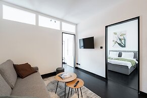 Apart loft hotel in Karlin
