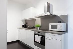 Apart loft hotel in Karlin