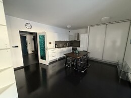 Apart loft hotel in Karlin