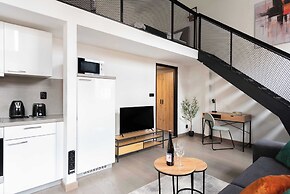 Apart loft hotel in Karlin