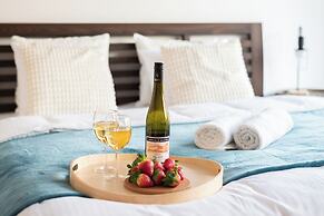 Apart loft hotel in Karlin