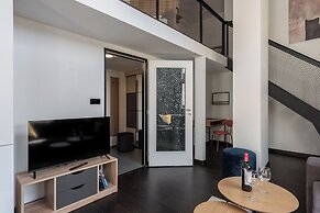 Apart loft hotel in Karlin