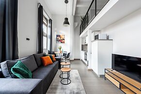 Apart loft hotel in Karlin