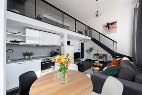 Apart loft hotel in Karlin