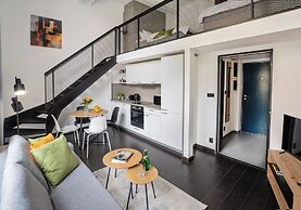 Apart loft hotel in Karlin