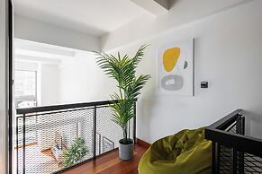 Apart loft hotel in Karlin