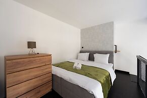 Apart loft hotel in Karlin