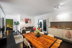 Apart loft hotel in Karlin