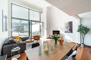 Apart loft hotel in Karlin