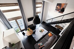 Apart loft hotel in Karlin