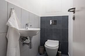 Apart loft hotel in Karlin