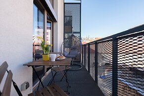 Apart loft hotel in Karlin