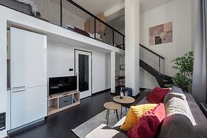 Apart loft hotel in Karlin