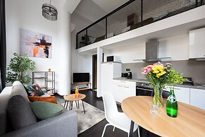 Apart loft hotel in Karlin