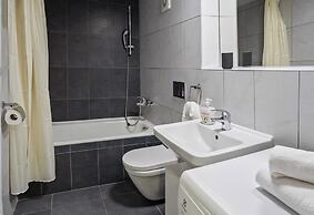 Apart loft hotel in Karlin