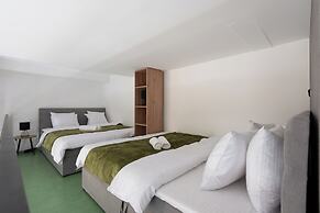 Apart loft hotel in Karlin