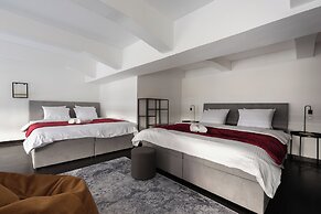 Apart loft hotel in Karlin