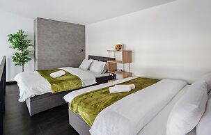 Apart loft hotel in Karlin