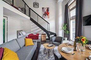 Apart loft hotel in Karlin