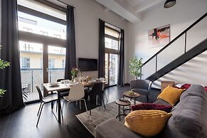 Apart loft hotel in Karlin