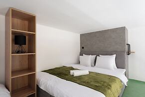 Apart loft hotel in Karlin