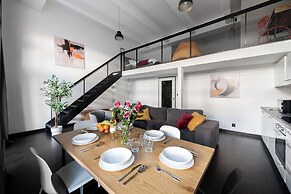 Apart loft hotel in Karlin