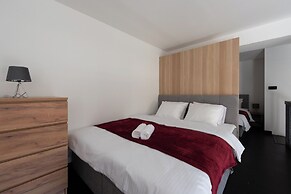 Apart loft hotel in Karlin