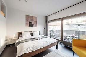 Apart loft hotel in Karlin