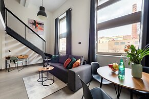 Apart loft hotel in Karlin